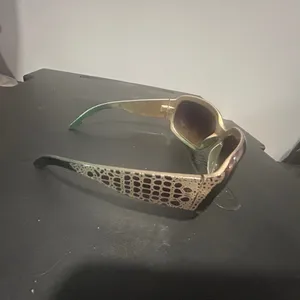 Stylish Green and Brown Gradient Sunglasses thumbnail 8