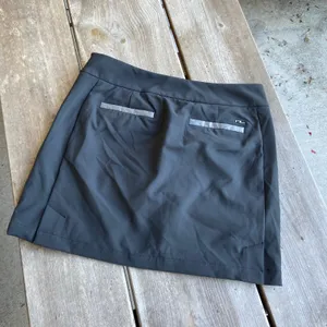 Polo Ralph Lauren Golf Women's Quilted Front Skort 8 Silver Black Built-In Short thumbnail 3