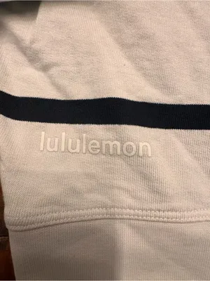 Lululemon Perfectly Oversized Crew thumbnail 4