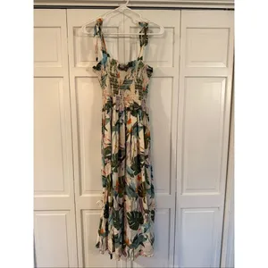 Anthropologie Corey Lynn Calter Olivia Tropical Bird linen smocked midi dress M thumbnail 7