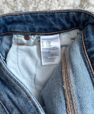 American Eagle Jeans thumbnail 3