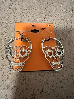Silver plated Sugar skull earrings festive Halloween NWT thumbnail 3
