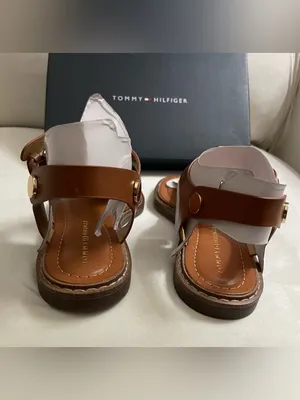 Tommy Hilfiger NIB Bennia Flat Thong Brown T-Strap Logo Sandals Shoes Size 6.5 thumbnail 6