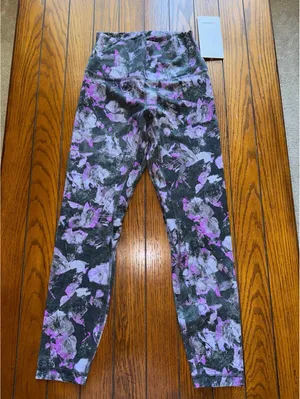 Lululemon Align High Rise 25” Floral Shift Multi Size 6 NWT thumbnail 3