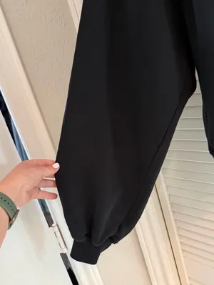 Agolde Black V Neck Sweatshirt thumbnail 3