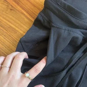 Lululemon Tight Fitting Joggers thumbnail 4