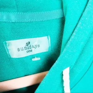 SUNDAYS Green Short‎ Sleeve Hoodie thumbnail 6