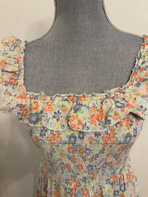 Old Navy Maxi Floral Dress. Size XS thumbnail 11