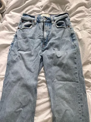 Abercrombie Jeans thumbnail 1