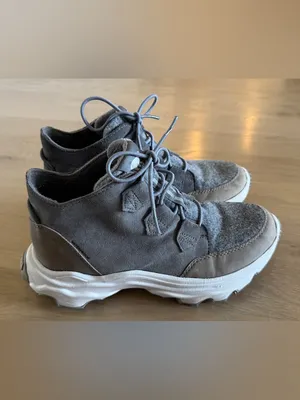 Sorel Kinetic Breakthru Caribou waterproof boots Quarry/Sea Salt gray 8.5 thumbnail 2
