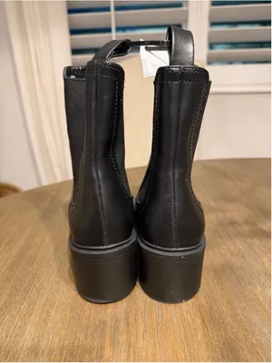Black Loren Ankle Boots Size 6.5 J.F. J. Fear thumbnail 2