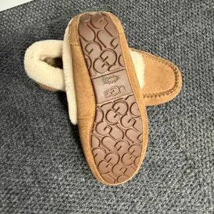 UGG Ansley Chestnut Suede Moccasin Slippers 1112301 Womens Size 9 thumbnail 6