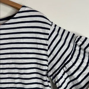 Zara Deep Navy/White Striped Short Ruffle Sleeve Boxy Cut Top/Tee size M thumbnail 4