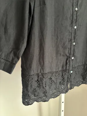 J Jill Love Linen Embroidered Hem Button-Front Black Top Preppy Casual Classic thumbnail 4