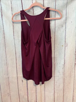 Lululemon Essential Tank thumbnail 4