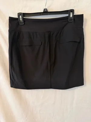 Athleta Black Athletic Skort with Side Zip Pockets thumbnail 3