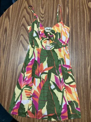 Vacation Dress Multiple Size XS thumbnail 1