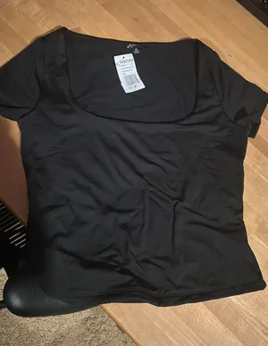Ragstock Black Restock Cropped T-shirt thumbnail 1
