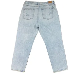 American Eagle Strigid Mom Light Wash High Rise Straight leg Jeans thumbnail 8