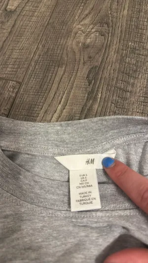 H&M Shirt thumbnail 2