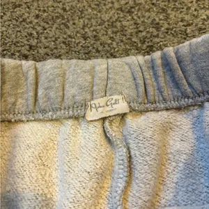 Brandy Melville Rosa Sweatpants thumbnail 2