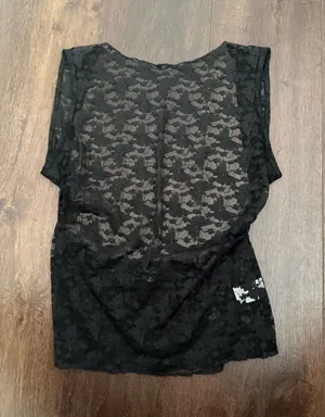 Cotton Candy LA Black lace top with open back thumbnail 1