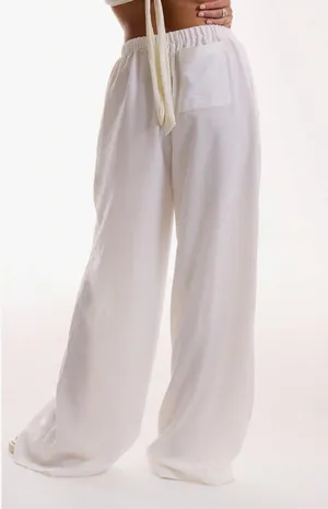 White Pants Size M thumbnail 3