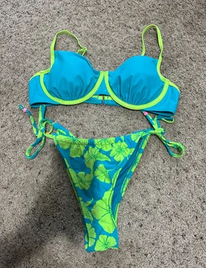 Target Bikini thumbnail 1