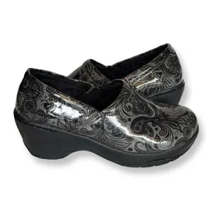 Nurse Mates Gray Paisley Pillow Top Cushion Clogs Sz 8W thumbnail 2