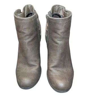 Women’s Madden Girl Deliite brown zip up ankle boots size 8 spring fall casual thumbnail 1