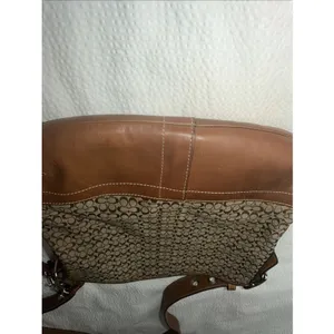 Authentic COACH F10944 Mini Signature Shoulder Bag Beige Brown Canvas Leather thumbnail 3