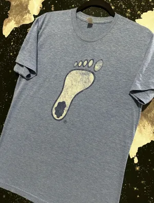 University of North Carolina Tar Heels Logo Shirt thumbnail 2