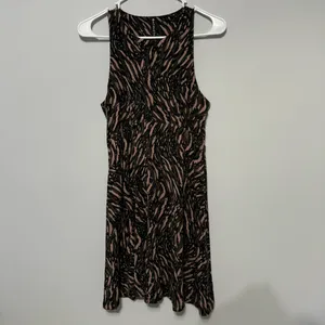 Athleta Abstract Print Santorini Athleisure Travel Dress thumbnail 3