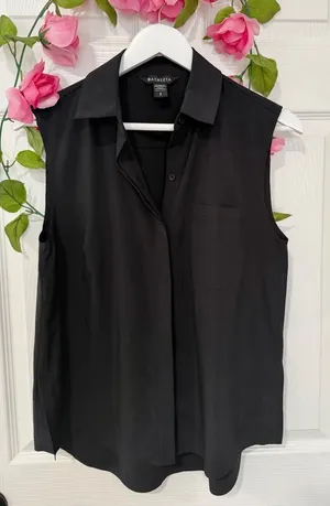 Athleta Sporty Chic Black Gym Sleeveless Gorpcore Button Breathable Small Top thumbnail 1