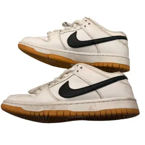 Nike Dunk Low White Black SZ 6 Classic Retro Leather Sneakers Casual Streetwear thumbnail 5