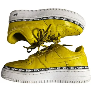 Nike Jordan Air Force 1 Low Yellow Black Logo Tape Sneakers Women’s Size 6.5 thumbnail 6