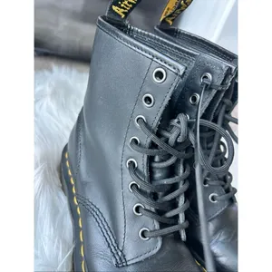 Dr martens Smooth Leather Lace Up Boots black size 7 thumbnail 2