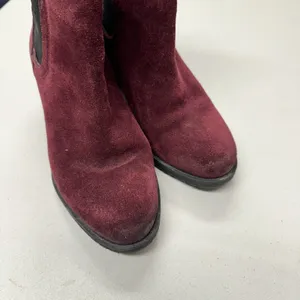 Sam Edelman Chunky Heel Chelsea Boots Suede Red Block Heeled Ankle 5.5 Classic thumbnail 3
