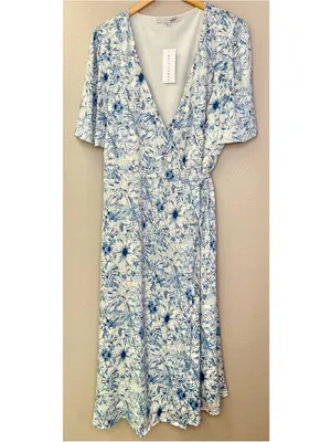 NWT Baltic Born Amelie Midi Wrap Dress Floral Blue and White Print Flowy thumbnail 10