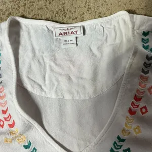 Ariat Womens XL White Embroidered‎ Tie Front Sleeveless Boho Top 10030847 thumbnail 5