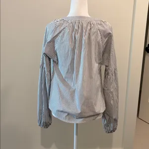 New With Tags Evereve Sophia Stripe Poplin Top S Mz M thumbnail 5