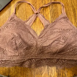 Maurices Delicate‎ Lace Bralette in Soft Mauve thumbnail 1
