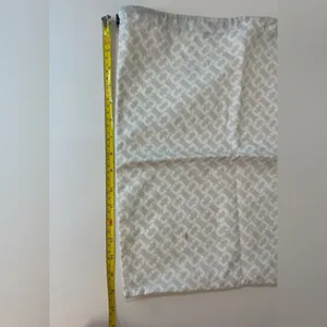 Diane Von Furstenberg White and Gray Patterned‎ Dust Bag Size 16.5”x15” thumbnail 4