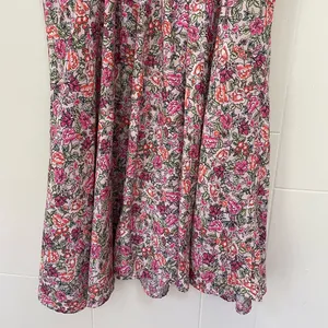 Old Navy Short Sleeve Fit & Flare Dress Sweetheart Neck Pink Ditzy Floral ~ Sz M thumbnail 9