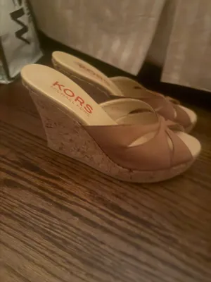 Michael Kors heels thumbnail 2