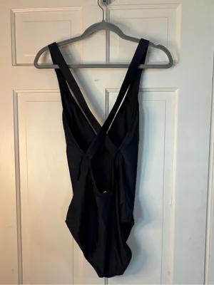 J Crew size 4 High Support Cross Back One Piece Swimsuit Deep V-neck black NWT thumbnail 6