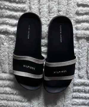 Tommy Hilfiger Slides thumbnail 1