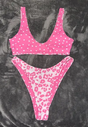 Zaful NWOT Reversible Pink Heart Leopard Print Swimsuit Set thumbnail 1