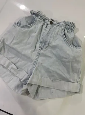 Billabong Shorts thumbnail 1