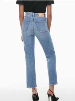 Aritzia Denim Forum The Arlo High Rise Straight 28L Jeans 25 thumbnail 4